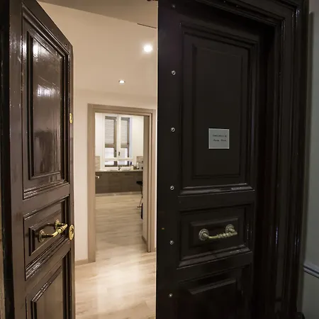 Town House 62