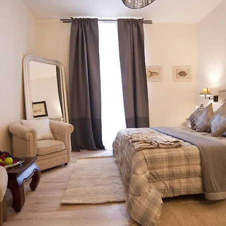 Bed & Breakfast Town House 62