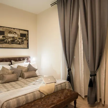Town House 62 Bed & Breakfast 4*