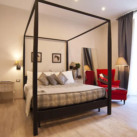 Town House 62 Bed & Breakfast 4*