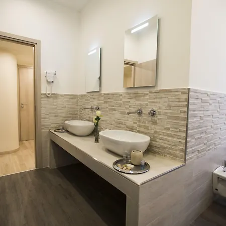 Town House 62 Bed & Breakfast 4*