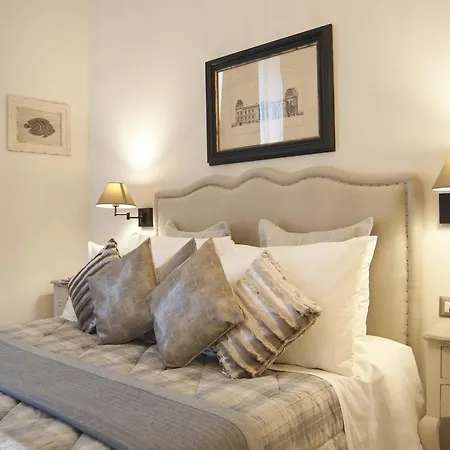 Bed & Breakfast Town House 62 4*