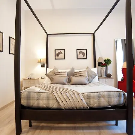 Bed & Breakfast Town House 62 4*